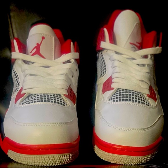 AIR JORDAN 4 RETRO (FLAME RED) SIZE 11 MEN BRAND NEW - Picture 1 of 4